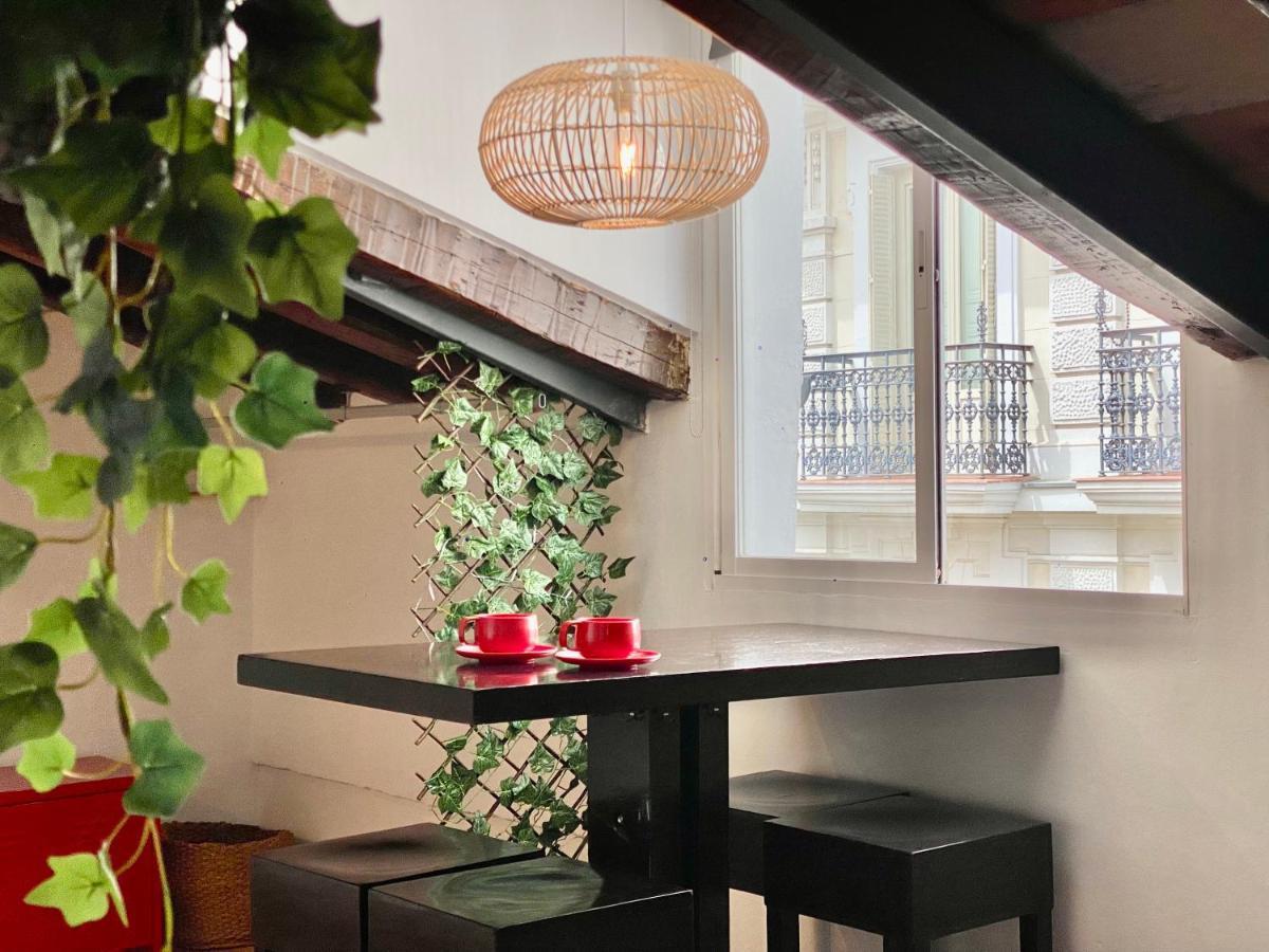 Apartamento Charming Gran Via Attic Madrid Exterior foto