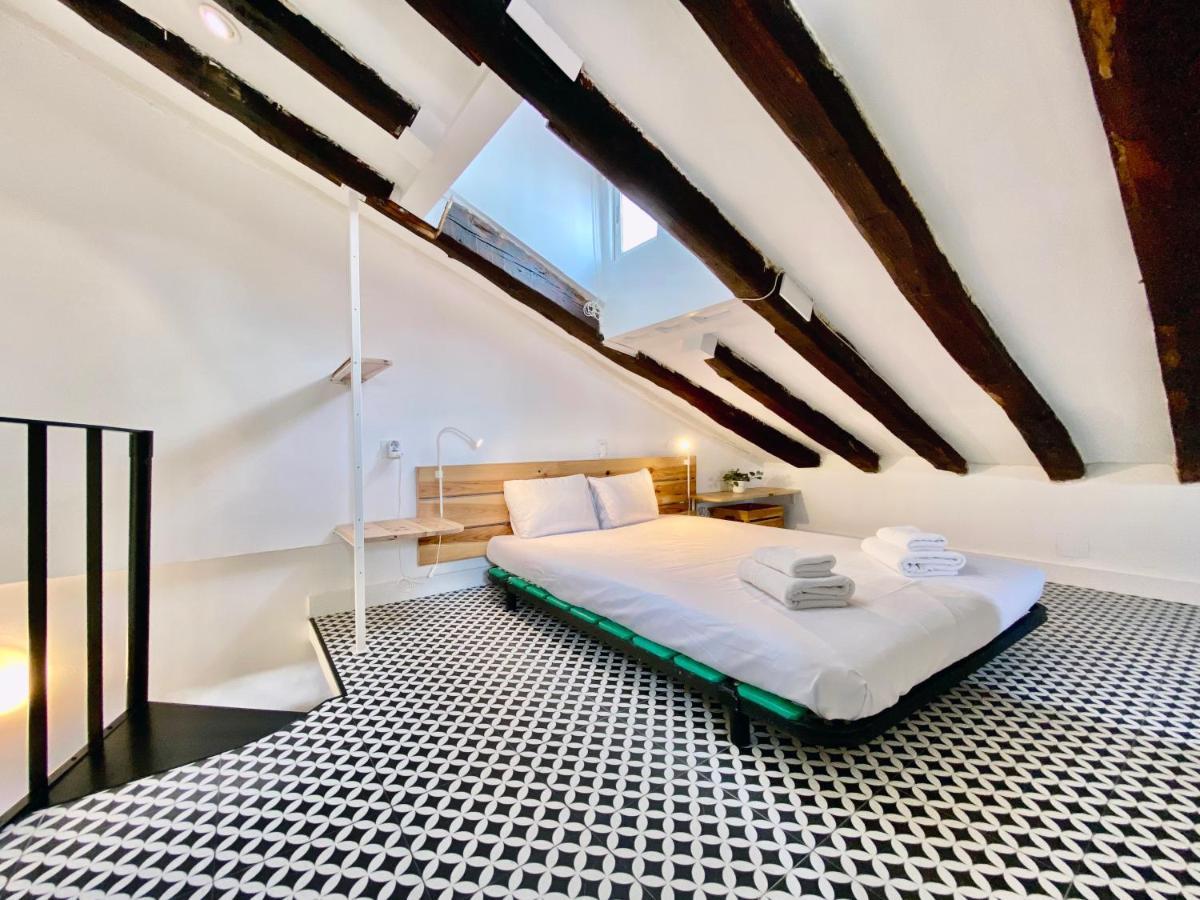 Apartamento Charming Gran Via Attic Madrid Exterior foto