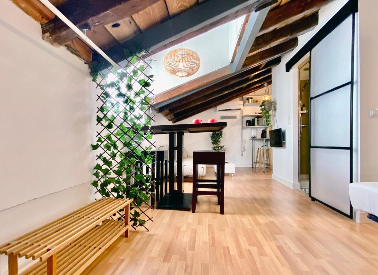 Apartamento Charming Gran Via Attic Madrid Exterior foto
